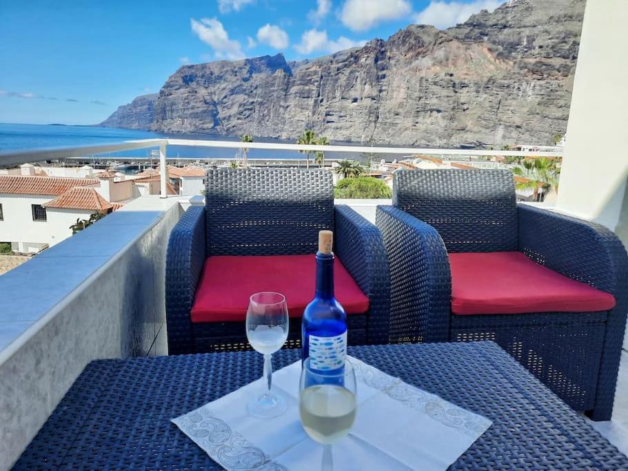 아칸티라도 Amazing View Los Gigantes & La Gomera 아파트 외부 사진